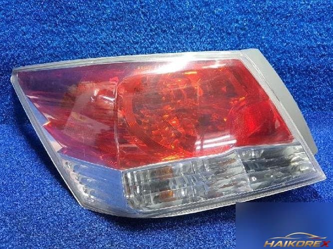 Honda Accord 2008 — фара задняя левая (внешняя)
