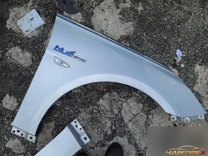 Hyundai Sonata 2012 — крыло правое