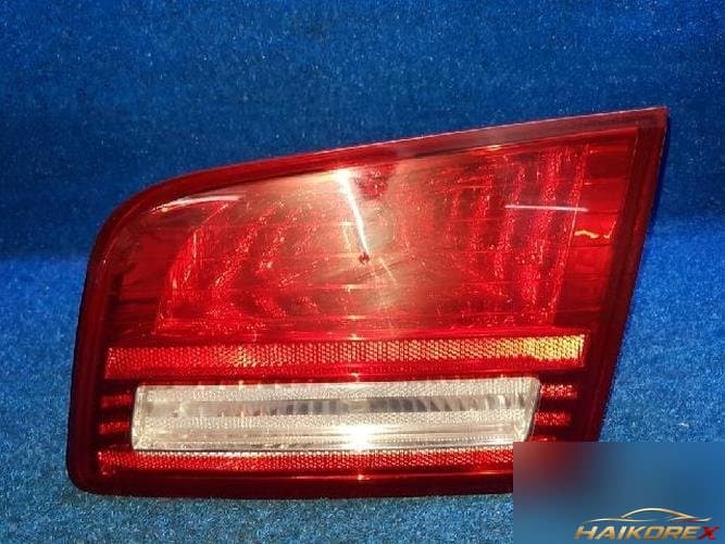 Kia Sorento 2008 — задний фонарь правый внутренний 1
