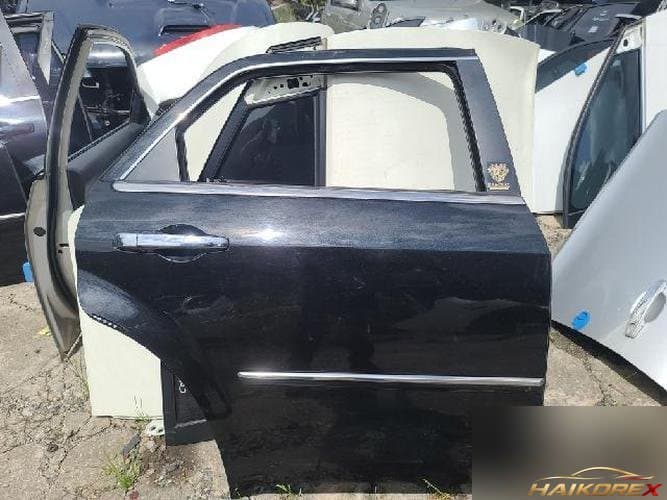 Chrysler 300 2008 — дверь задняя правая