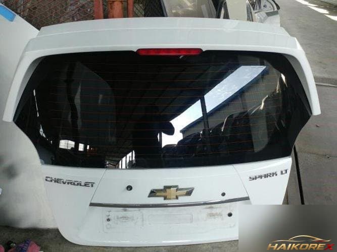 Chevrolet Spark 2013 — крышка багажника
