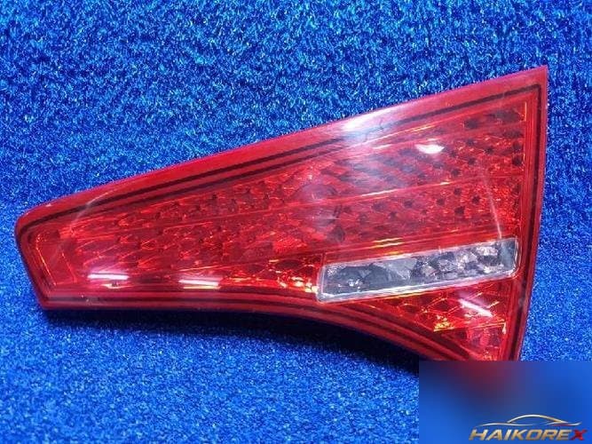 Kia K5 2011 — задний фонарь правый внутренний