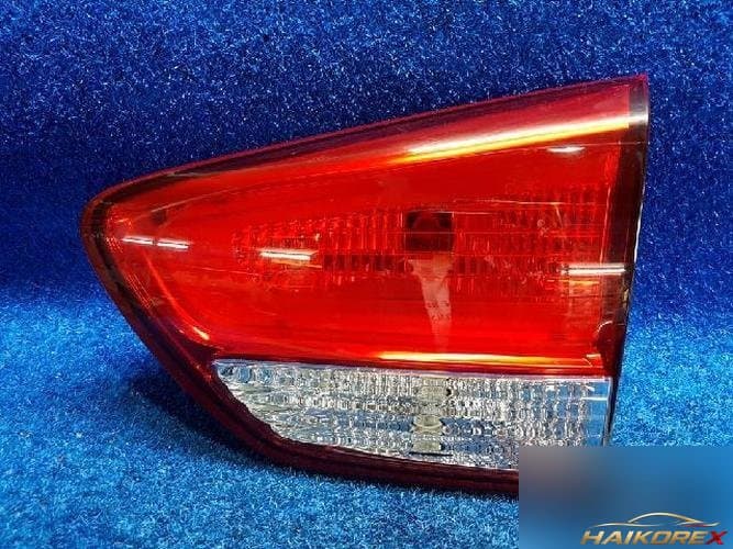 Kia Carens 2016 — задний фонарь внутренний правый 92404 A4000