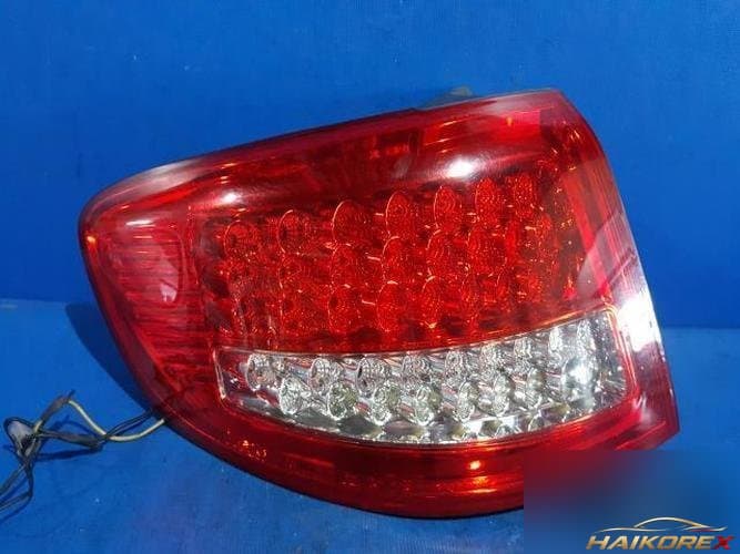 Hyundai Santa Fe 2011 — фонарь задний левый (наружный) 1