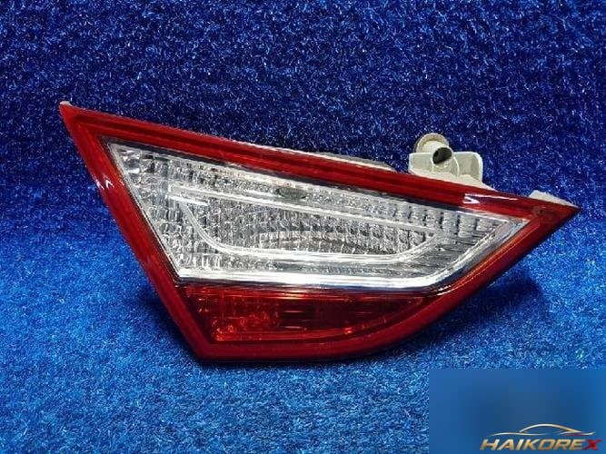 Hyundai Sonata 2010 — задний фонарь внутренний левый