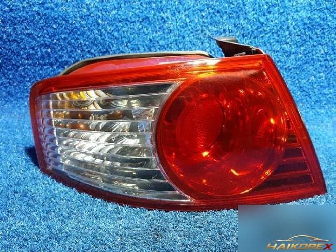 Kia Opirus 2003 — фара задняя левая наружная