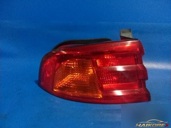 Kia Optima 2004 — фара задняя левая наружная 924113C070
