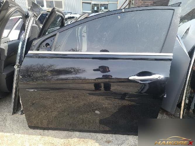 Hyundai Sonata 2011 — передняя дверь левая