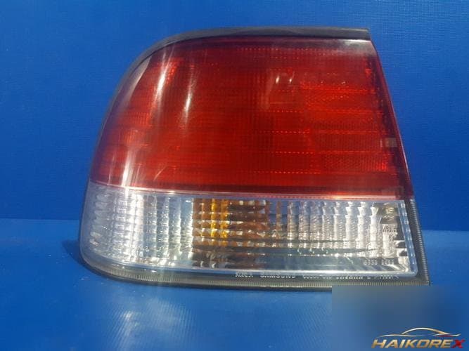 Renault SM5 2004 — задний фонарь левый (внешний)