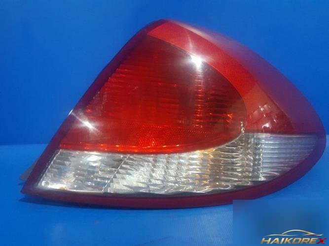 Ford Taurus 2003 — фара задняя правая