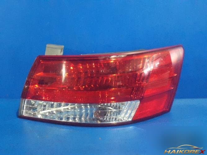 Hyundai Sonata 2006 — фара задняя правая (наружная)