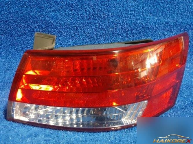 Hyundai Sonata 2005 — фара задняя правая наружная