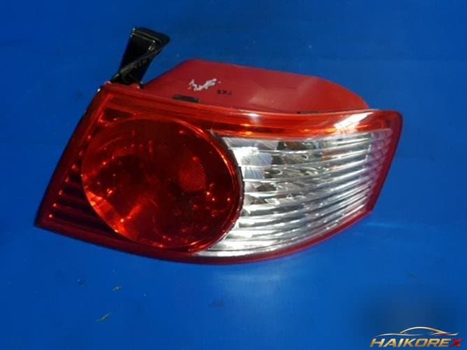 Kia Opirus 2005 — стоп-сигнал правый (наружный) 924023F000