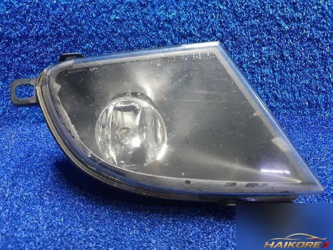BMW 5 серия 2008 — противотуманная фара правая 7177712-06