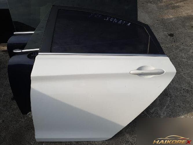 Hyundai Sonata 2011 — задняя дверь левая