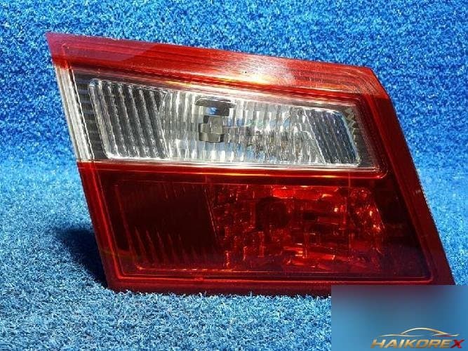 Renault SM5 2011 — задний фонарь левый внутренний 265550031R