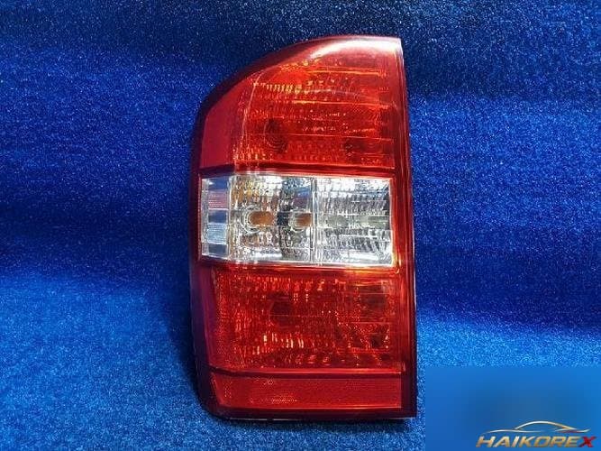 Kia Carnival 2006 — фонарь задний левый наружный 92401 4D100