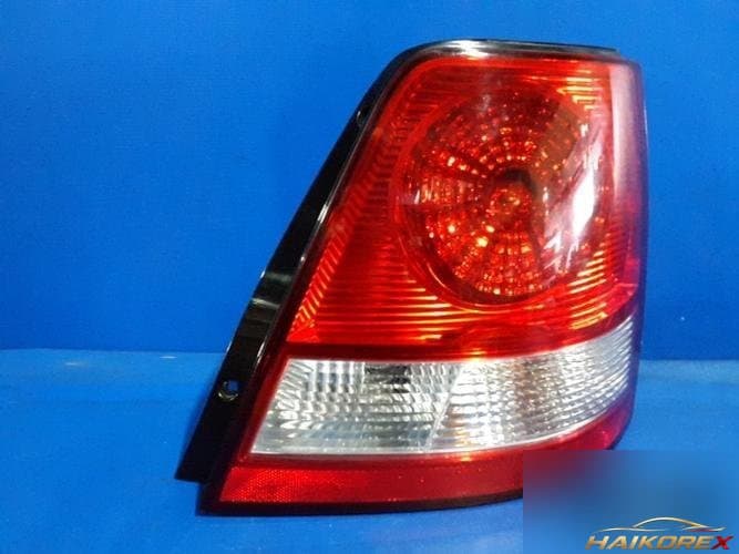 Kia Sorento 2005 — фонарь задний правый наружный 924023E000
