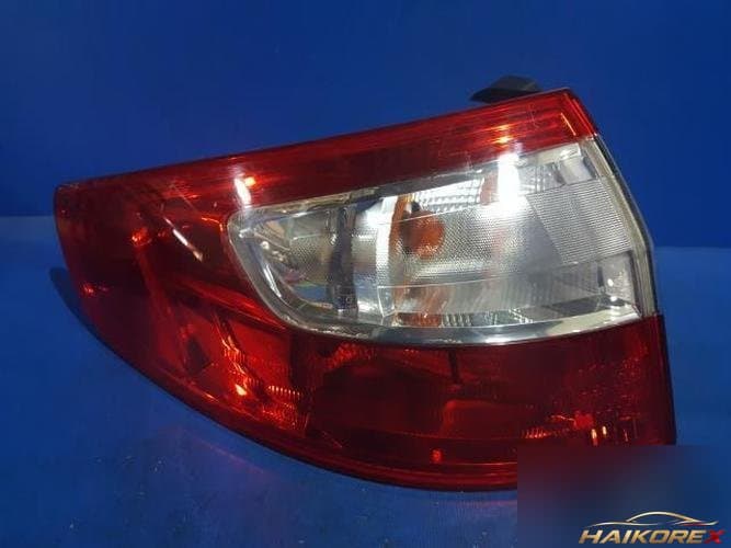 Renault SM3 2011 — фонарь задний левый наружный