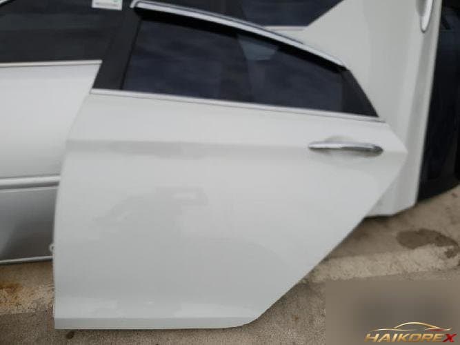 Hyundai Sonata 2010 — дверь задняя левая 3