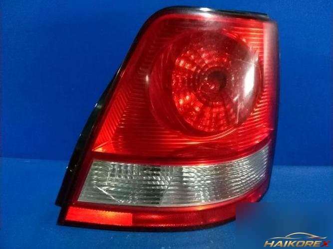 Kia Sorento 2004 — фара задняя правая (наружная)