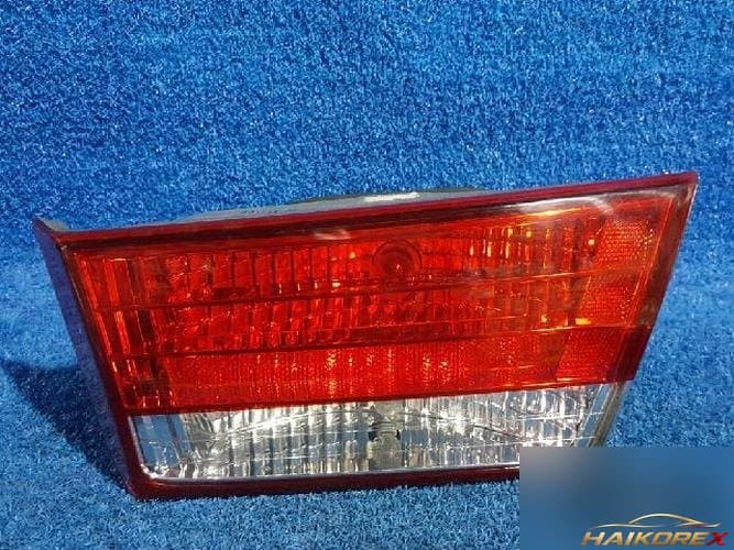Hyundai Sonata 2006 — задний фонарь правый внутренний 3