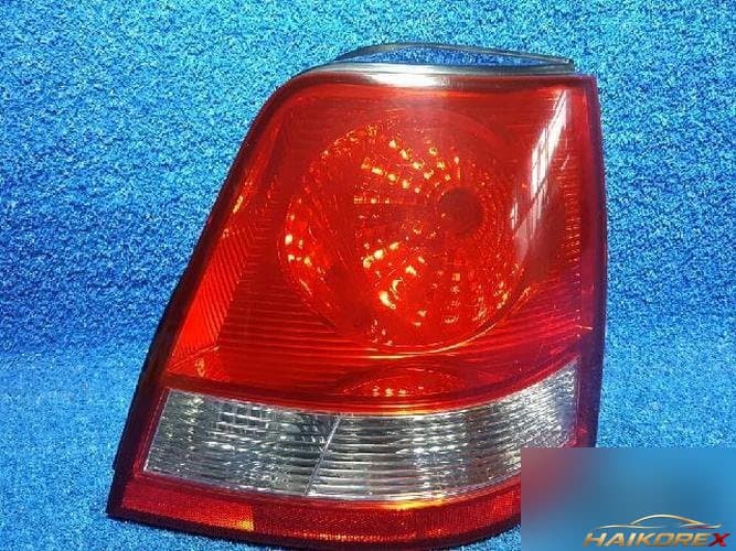 Kia Sorento 2003 — фара задняя правая (внешняя)
