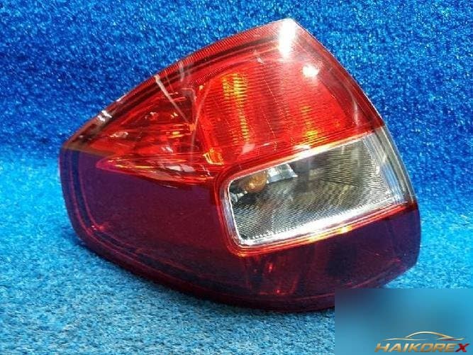 Renault QM5 2009 — фонарь задний левый наружный
