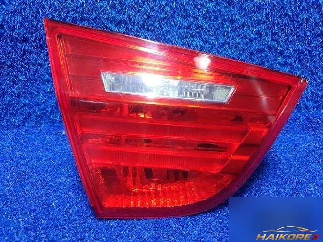 BMW 3-серия 2009 — задний фонарь левый внутренний
