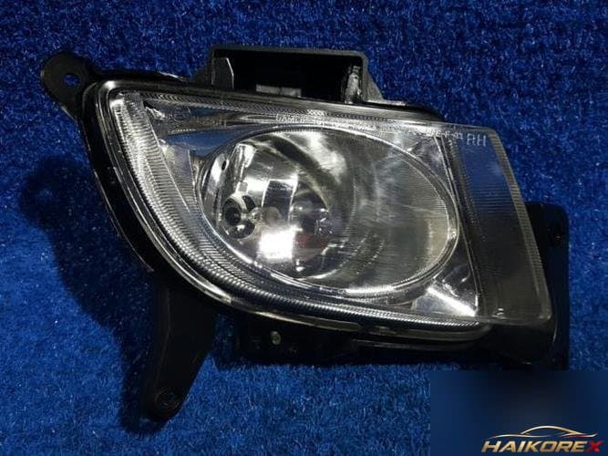 Hyundai i30 2010 — противотуманная фара правая