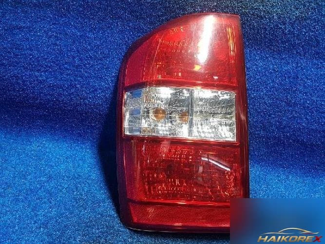Kia Carnival 2006 — задний фонарь левый наружный