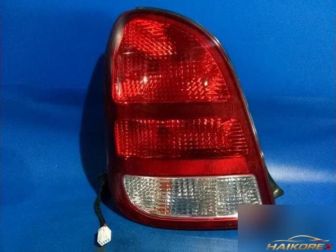 Kia Carens 2002 — задний фонарь левый (наружный) 0K2C451150