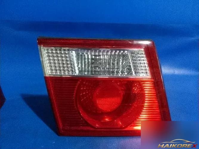 Kia Carens 2003 — задний фонарь левый внутренний