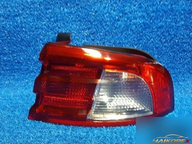 Kia Optima 2004 — задний фонарь правый наружный 8
