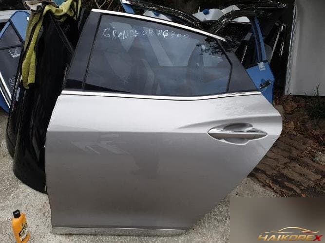 Hyundai Grandeur 2014 — дверь задняя левая 770033V000
