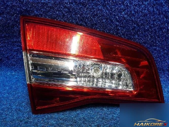 Renault QM5 2013 — задний фонарь левый (внутренний)