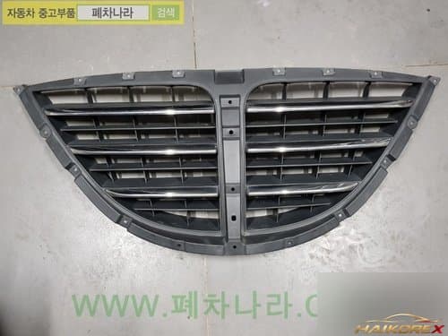 Радиаторная решетка Rodius с крышкой