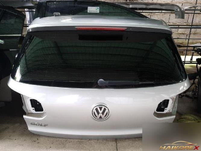 Volkswagen Golf 2013 — крышка багажника