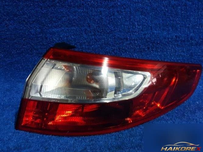 Renault SM3 2013 — фара задняя правая наружная 8