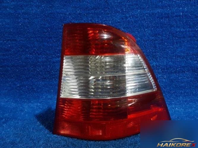 Mercedes-Benz M-Class 2005 — фара задняя внешняя правая A1638202064