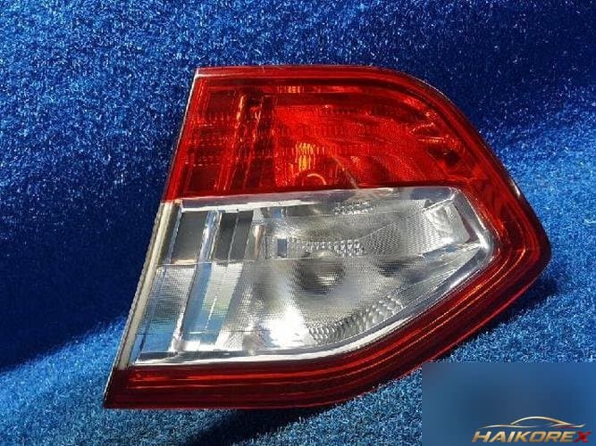 Renault SM3 2010 — задний фонарь правый внутренний 265500017R