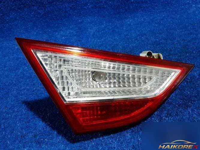 Hyundai Sonata 2010 — фонарь задний левый внутренний
