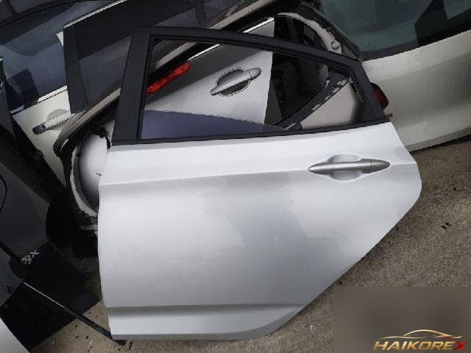 Hyundai Accent 2013 — задняя дверь левая