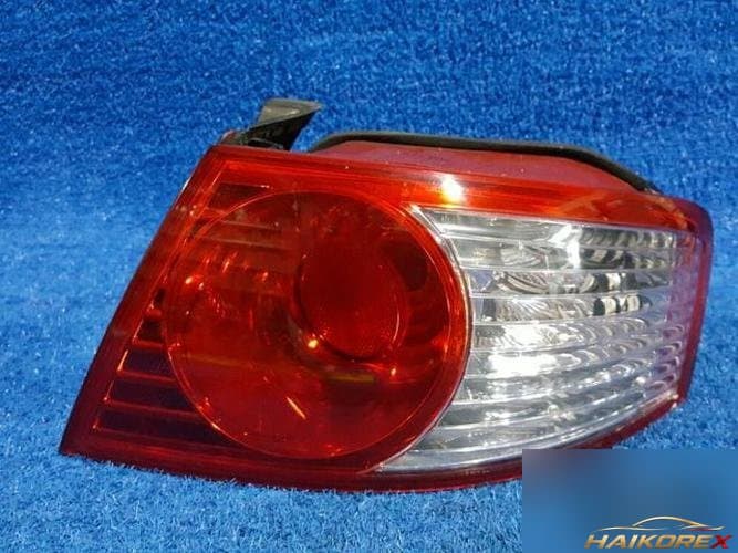 Kia Opirus 2004 — фара задняя правая наружная 4
