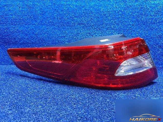 Kia K5 2011 — задний фонарь левый