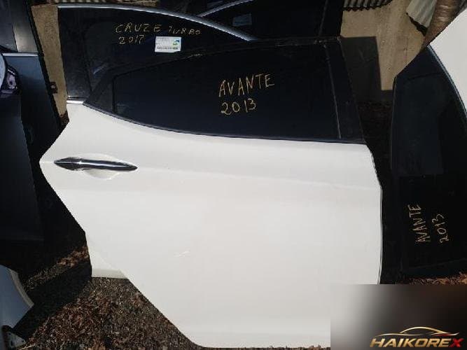 Hyundai Avante 2013 — дверь задняя правая 770043X001