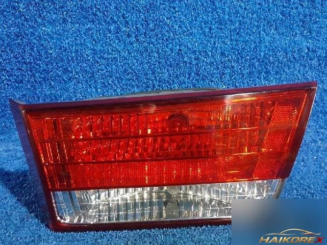 Hyundai Sonata 2006 — задний фонарь внутренний правый 4