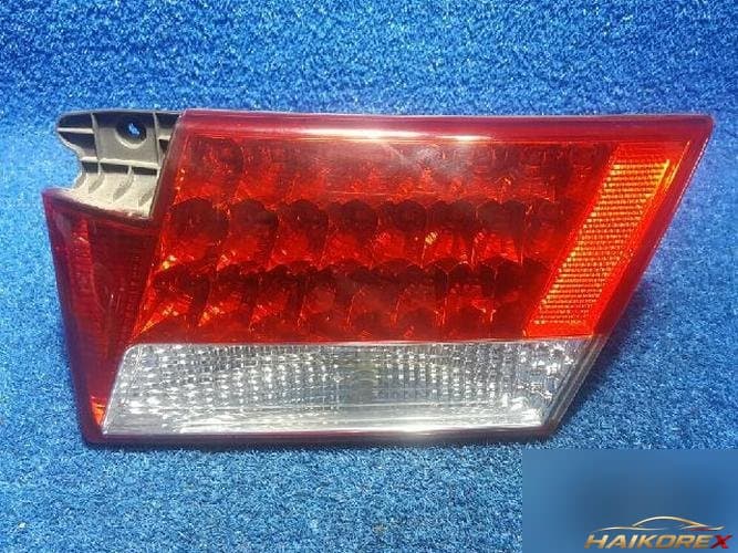Hyundai Grandeur 2005 — фонарь задний внутренний правый 924043L000
