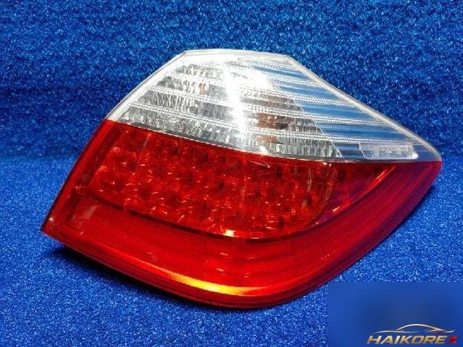 Hyundai Genesis 2009 — фара задняя правая наружная 1