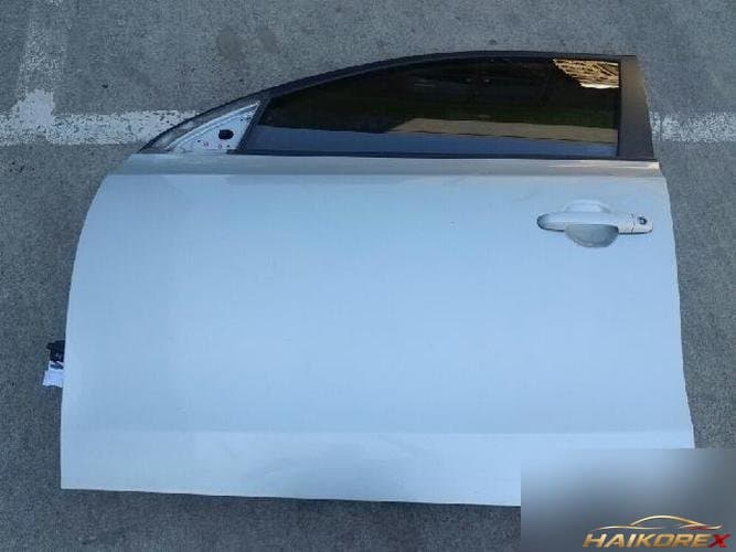 Hyundai i30 2012 — передняя дверь левая